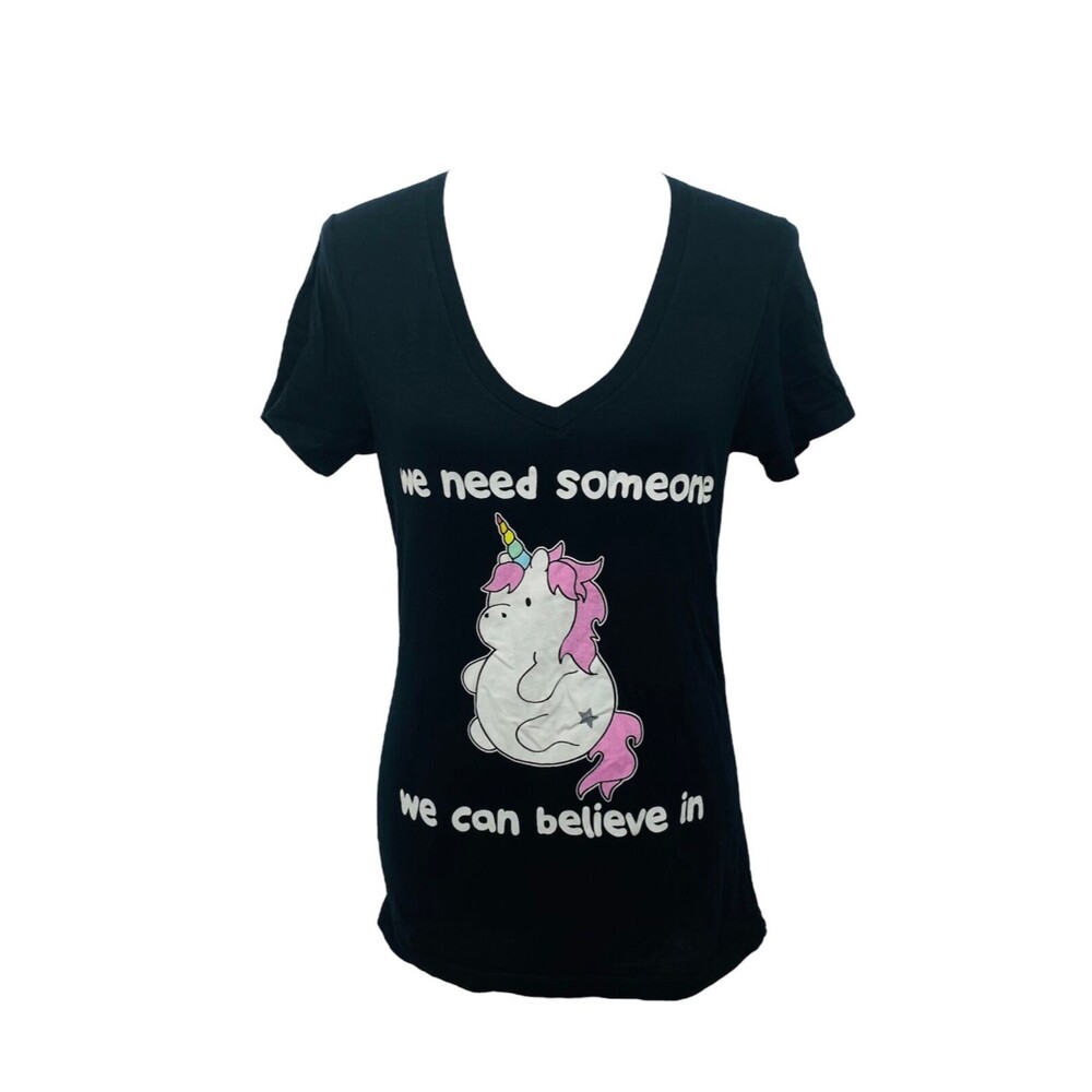 Black Matter Girl’s Believe Shirt Black Short Sleeve V-Neck Size Large